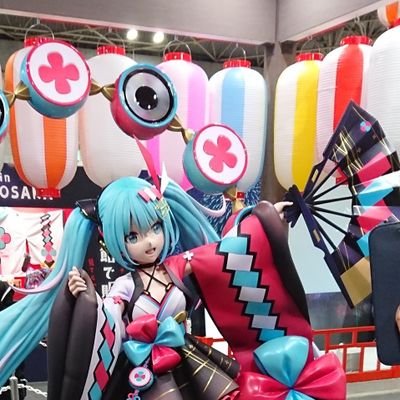 Oguny_v_'s profile picture. おぐにーです 発信するのは苦手です
オタクかもしれない
やってます→@voca_phi_8bit
連絡などございましたらDMまでお願いします