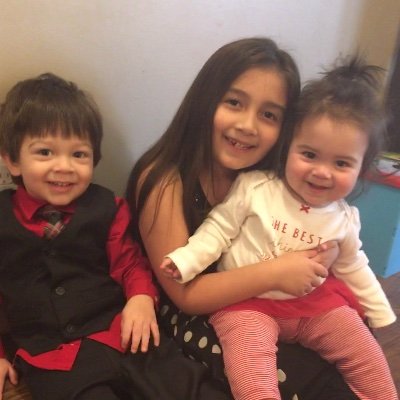 ladylover26's profile picture. 