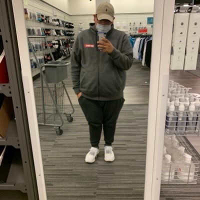 lilboyjuan17's profile picture. PHS C/O 15 snapchat:cruzjuan177