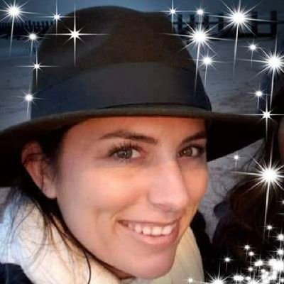 HallisseyJes's profile picture.