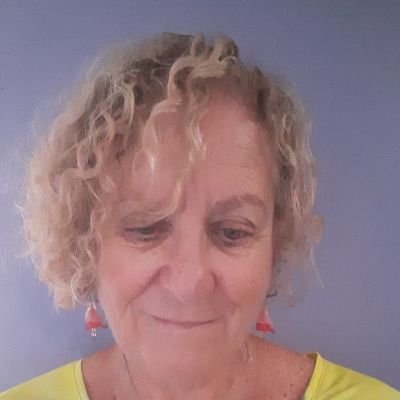 rezelda21's profile picture. 