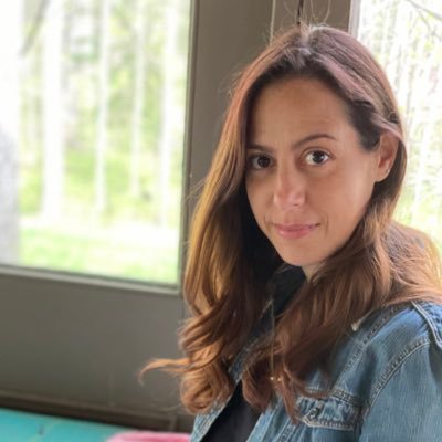 AlessandraMaude's profile picture. owner of Rainmaker Mountain Conservation Project + copywriter and photo producer