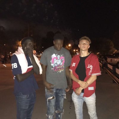 NicolausDorion's profile picture. French🇫🇷/18