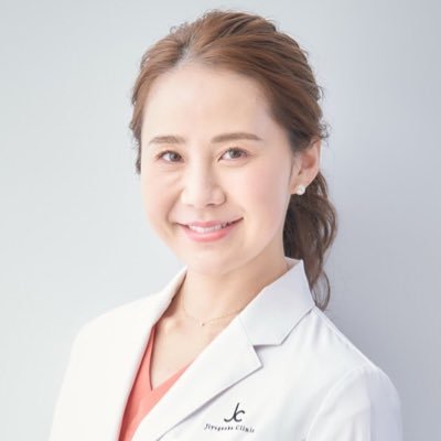 Jc Matsuura 左から ゼオスキン サンスクリーンプライマー Spf30 Uva Uvbと紫外線カットはもちろん ブルーライトもカットしてくれる優秀な日焼け止め ムースみたいな質感でベージュトーンややマットですが伸びも良く アクティブビタミンa使用中でも Jc Matsuura 左から ゼオスキン サンスクリーンプライマー Spf30 Uva Uvbと紫外線カットはもちろん ブルーライトもカットしてくれる優秀な日焼け止め ムースみたいな質感でベージュトーンややマットですが伸びも良く アクティブビタミンa使用中でも