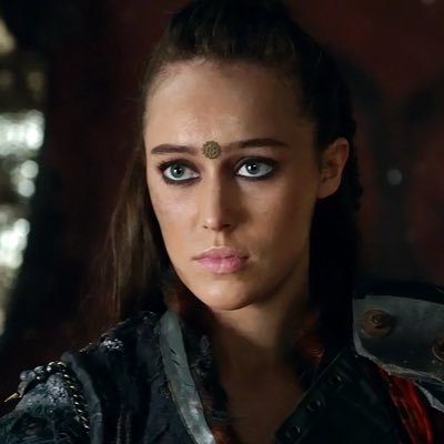 New clexa fan. Late to the party, but can’t help but stan.