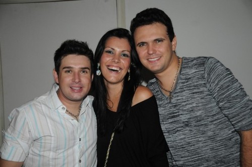 Fã clube dedicado a dupla @ricardoejoaof *--*