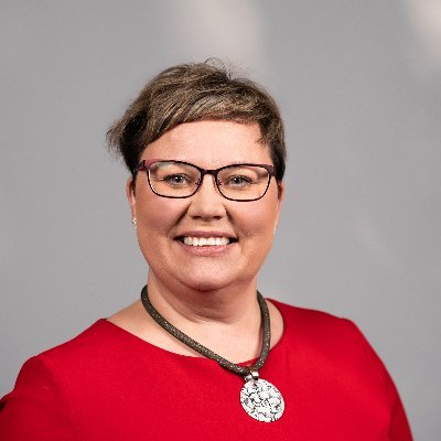 KALehto's profile picture. Hankejohtaja @digionefi, HHJ #digitalisaatio #johtaminen #strategia #alustatalous #kuntatalous #Hämeenlinna #Vantaa #partioscout https://t.co/bNc63amN6E