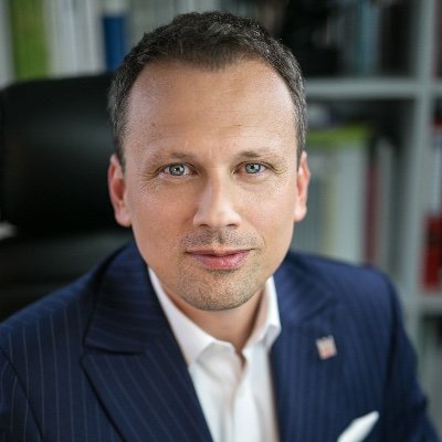 Zastępca Dyrektora @NCK_PL, socjolog, wykładowca akademicki, menedżer kultury. Deputy Director of the @NCK_PL, sociologist, academic lecturer, cultural manager.