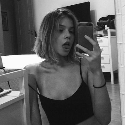 baddream05's profile picture. monster don't sleep under your bed,they sleep inside your head🥀