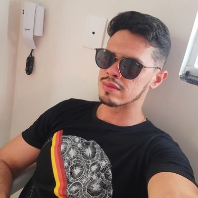 Anderso35659536's profile picture. I'm fun