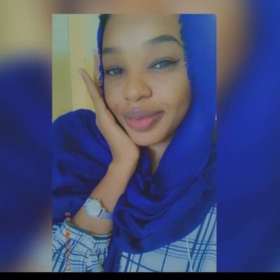 sigoudhassan1's profile picture. Villa-Gilda 💜💛 Ssk 💛💜 Alzaem Alazhari un




















فإذا وقفت أمام حسنك صامتاً..فالصمت في حرم الجمال جمال⚘