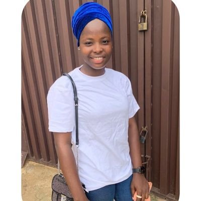 OluwaseunLambo's profile picture. I Sell  Brand New,🇬🇧Used iPhones,Samsung & Laptop💻 .If you have plans to change your phones or need my service Kindly DM https://t.co/1Nr65Ct3zN