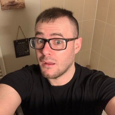 scottdrew90's profile picture. 👉Follow Me — Love to laugh. Avid troublemaker. Subtly charming food enthusiast. Social mediaholic.