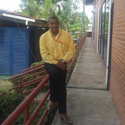 Antonio81711349's profile picture. Estoico y Senti-Pensante.