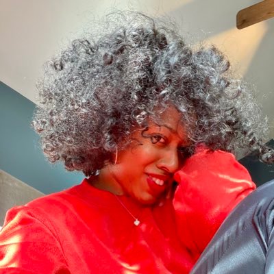 I am a Patient Advocate, Healthcare Consultant, Facilitator & Founder of @insicknesshealthandwealth. If you find my tweets valuable please share and tag me 🤗