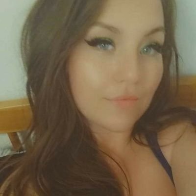 Looks like heaven but she's born to sin.

Cum meet me @ OnlyFans❤. You won't regret it.