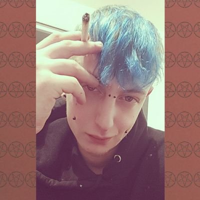 CptSpoutnik's profile picture. -26 𝖞𝖊𝖆𝖗𝖘
-𝕷𝖎𝖑𝖑𝖊📍
-𝕺𝖙𝖆𝖐𝖚㊙️
-𝕯𝖆𝖗𝖐𝖓𝖊𝖘𝖘 🌑
-𝕾𝖙𝖚𝖕𝖎𝖉 𝖜𝖔𝖗𝖑𝖉🖕🏻
-𝕿𝖆𝖙𝖔𝖔𝖊𝖉 💉
-𝕻𝖎𝖊𝖗𝖈𝖊𝖉