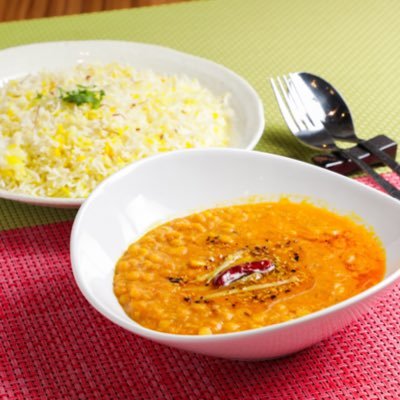 日本橋堀留町の本格インド料理店、通称デシタン 🥘 インド人シェフによる炭火の窯で焼き上げるタンドリーチキンにスパイス薫るカレー、大人気ビリヤニは絶品! 年中無休🇮🇳ランチ11-15時 ディナー17-23時🍛Uber🛵電話でのデリバリー🆗 インド料理&Twitter初心者の中の人がつぶやきます
