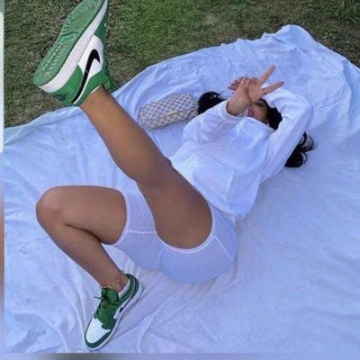 All about our favorite
Nengi for the money,❤️🥰🥰
A queen I Stan🥺🥺🥺👑👸