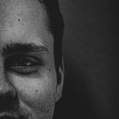 Gaming-Video-Creator
🎬 Content Creator
🔫 Shooter & 👻 Horrorgames
https://t.co/XXpnRdvFgz