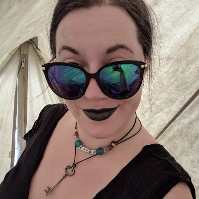 You now have 15 minutes to reach minimum safe distance | Debut novella GREYHOWLER available for now! | @sfwa member | She/Her 🌈