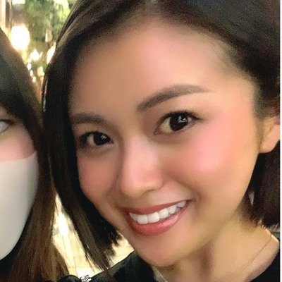 貧乏な母子家庭育ち(´•̥̥̥ω•̥̥̥`)⇒介護職に就くもブラックすぎてウツ病になり退職⇒スーパーでレジ打ち⇒今の現状を変えたいと思い、ネットビジネスに出会う⇒3ヵ月で月収100万円達成💖
時間とお金が自由になって毎日幸せに💛
わたしの様に現状を変えたいと思っている人を無料でサポートしてます💪