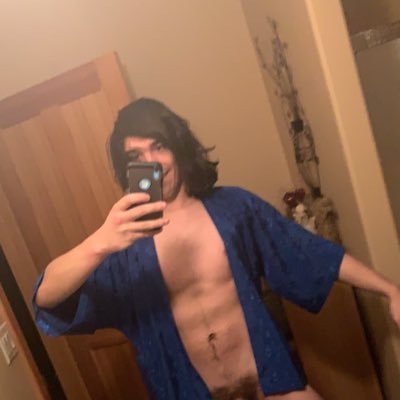 nerdsandpervs's profile picture. sometimes I cam, music makes me happ