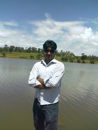 A lover boy,very friendly, jovial,ѕιмρℓє gυу ωιтн gσσ∂ ηαтυяє & am simple......fun loving,, talkitive,,,,,nd love 2 make frnds .