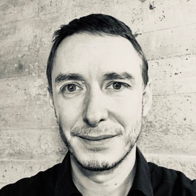 MatFuzier's profile picture. 1 femme, 5 enfants, 2 boulots: Responsable Marketing le jour, et consultant Web-Marketing la nuit pour mes amis...et 1 Blog https://t.co/rEe7PZqcoz