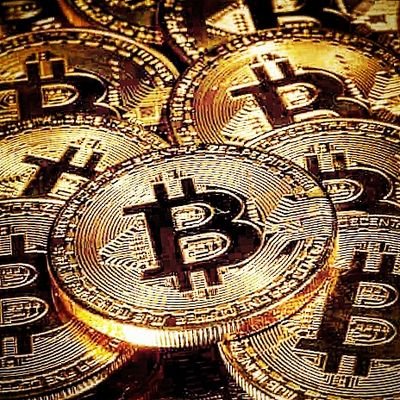 eyensteyn's profile picture. Fantasy Football Connoisseur; Crypto Enthusiast; and Promotor of the Principles of Critical Thinking...