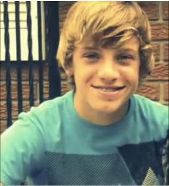 Follow me guys.. I promise will follback u..