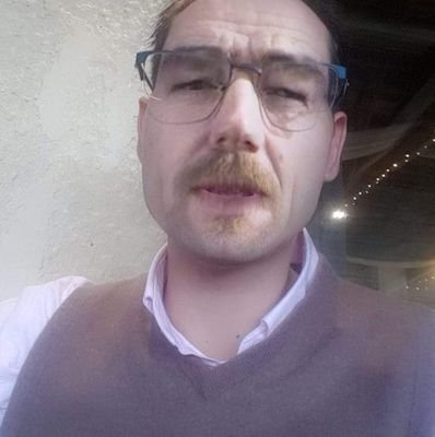 EROZUIKrAG48C17's profile picture. 