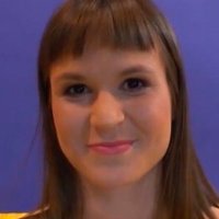 Nothing but a C Bucket (@dreamofelsajean) 's Twitter Profile