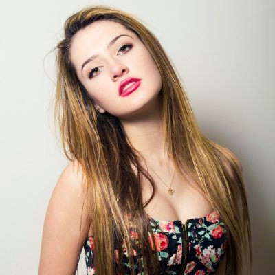 Emma44509942's profile picture. 