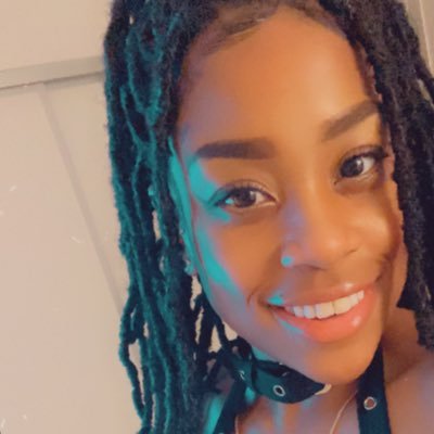 Miami Esthetician Live Laugh, and wear sunscreen ✨ IG:@complexionsbycourt