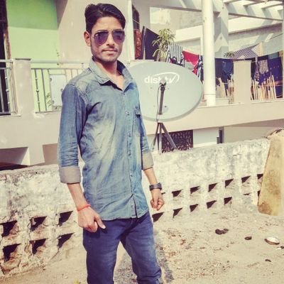 Alok14078976's profile picture. जो #दिल ❤ के #आईने 😘 में हो ☝ वही #प्यार 💑 के #काबिल है,  💕👌 वरना #दीवार 😒 के #काबिल 😏 तो हर #तस्वीर 🖼 होती है.  💯❤

  #💗हमसफ़र #💞 लाइफ पार्टनर #👩🏼‍