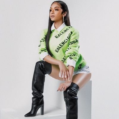 PrincessLauret3's profile picture. I love the Harris family ❤️A fan of WWE superstar (Becky lynch) found me a mentor in Deyjah Harris (that girl better be proud of herself, she's a rare gem💕)