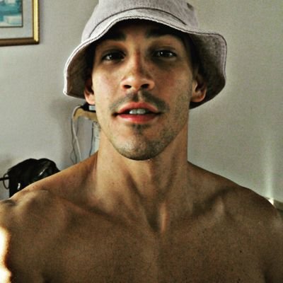 Ricardo95917943's profile picture. Reservado demais p/ mts amigos!