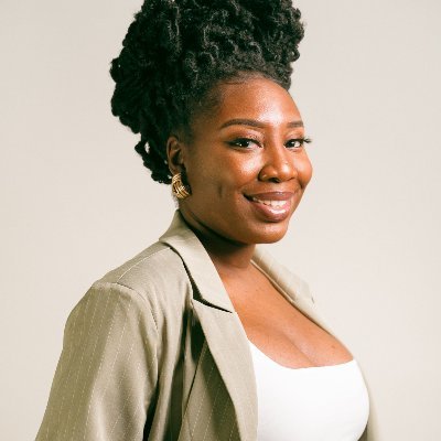 Award-winning digital journalist for @FOX29philly | Monmouth š & Syracuse š alumna | AKA 1908 | NABJ | Ph.D. student