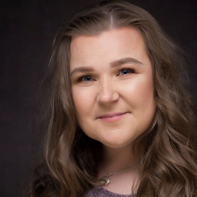 newborn, baby and children's photographer/trainer.