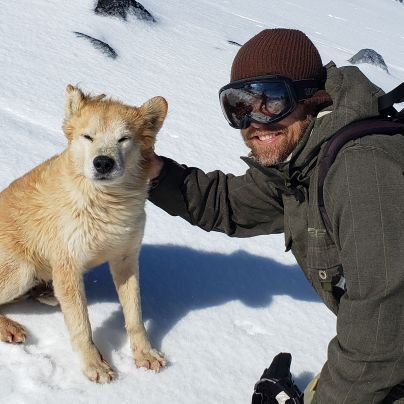 Practicante de Ashtanga, amante del snowboard, el hummus y los paisajes de Pucón, #Chile.
📸 https://t.co/kKXq6y5xr0