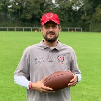 MirzaKehonjic's profile picture. Damit beschäftigt ein Mensch zu bleiben.
Flag Football Coach Düsseldorf Firecats, Weltoffen und links.
