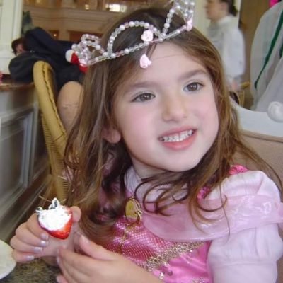 rachierayray's profile picture. she/her