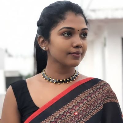 saranya_srv's profile picture. Live let live