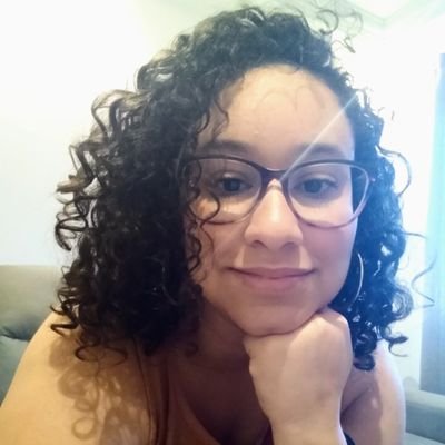 mayyliv's profile picture. 