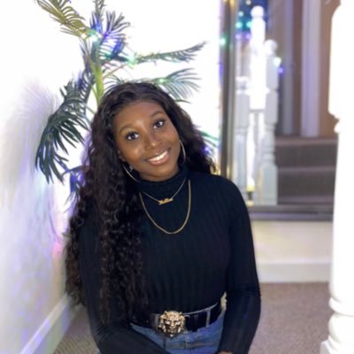 _OhemaaGyamfi's profile picture. 🤎. she does her own thing 👼🏾