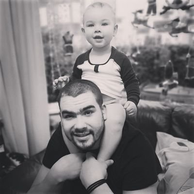 dylanlowe92's profile picture. Love the life you live, live the life you love