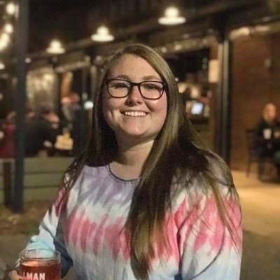 LRU 2019 👩🏼🎓
LRU 2021 🐻
Turtle lover 🐢 and Tar Heel Fan 🐏