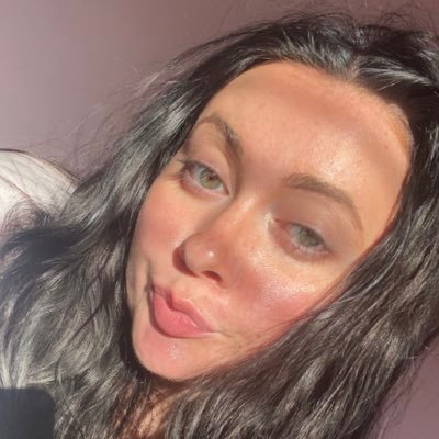 katelyndelisi's profile picture. I ❤️ my fiancée