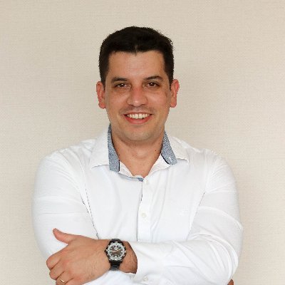 aserkovic's profile picture. Adicto al café.